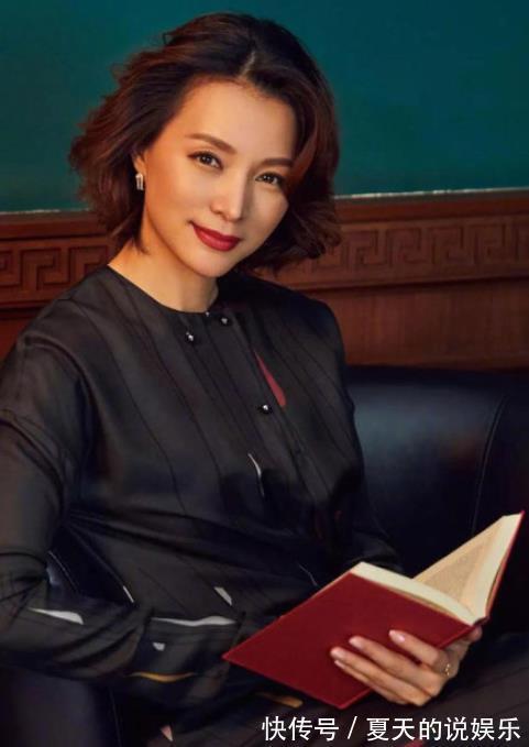 美国|参观董卿在美国的豪宅,全屋卫生间都有十个,户外环境像园林景观