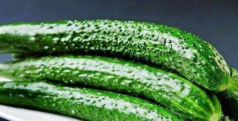 鸡蛋炒散|常吃黄瓜的人,身体不会差,但切忌与此物同吃,很多人还傻傻不知