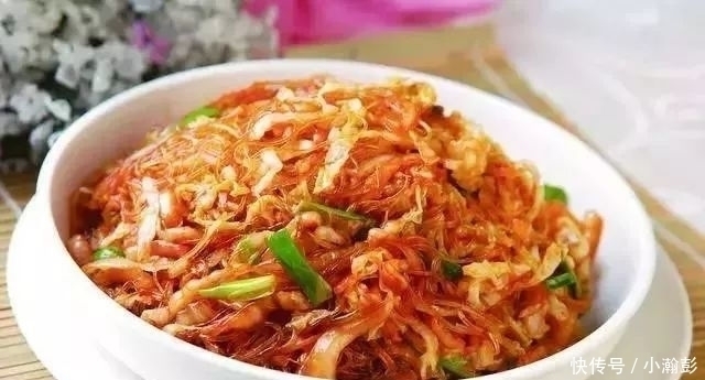 白菜|55岁的厨师长，教您白菜最好吃的做法，简单易做，味道赞不绝口