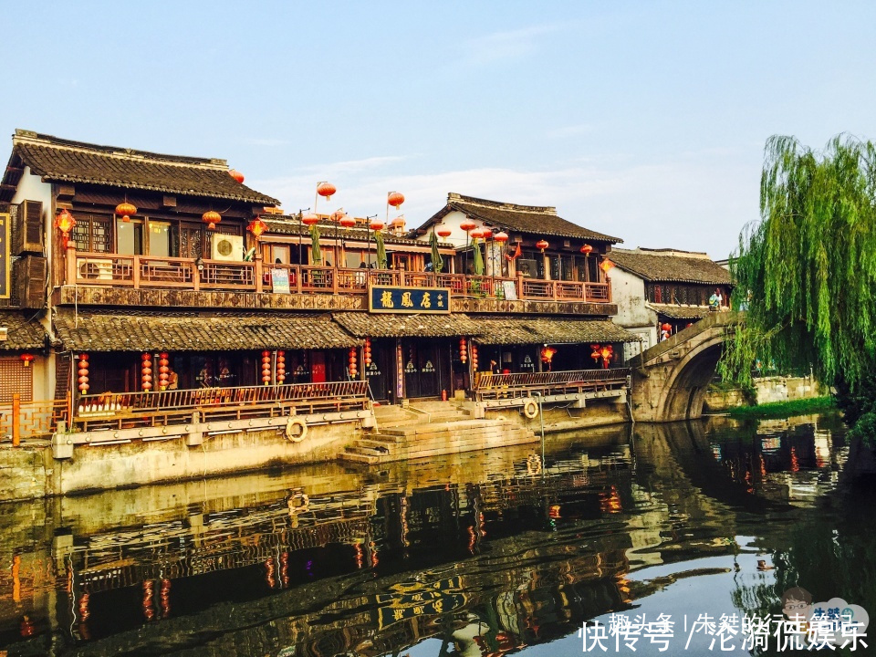 生活着的千年古镇 人们对其褒贬不一 有些人甚至表示去了不想再去