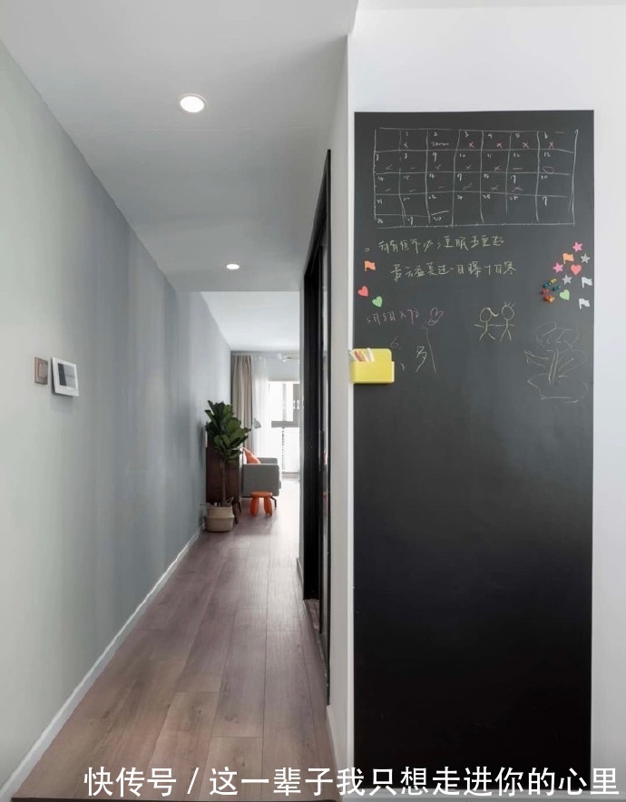 耐看|通风一年终于搬新家,墙面只刷乳胶漆,电视墙不造型,越看越耐看