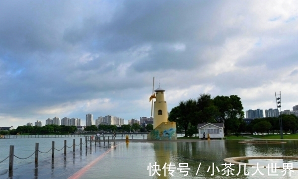 生肖鸡|从12月4号开始，财运降临，天降大财，坐享百万财富，生活美满