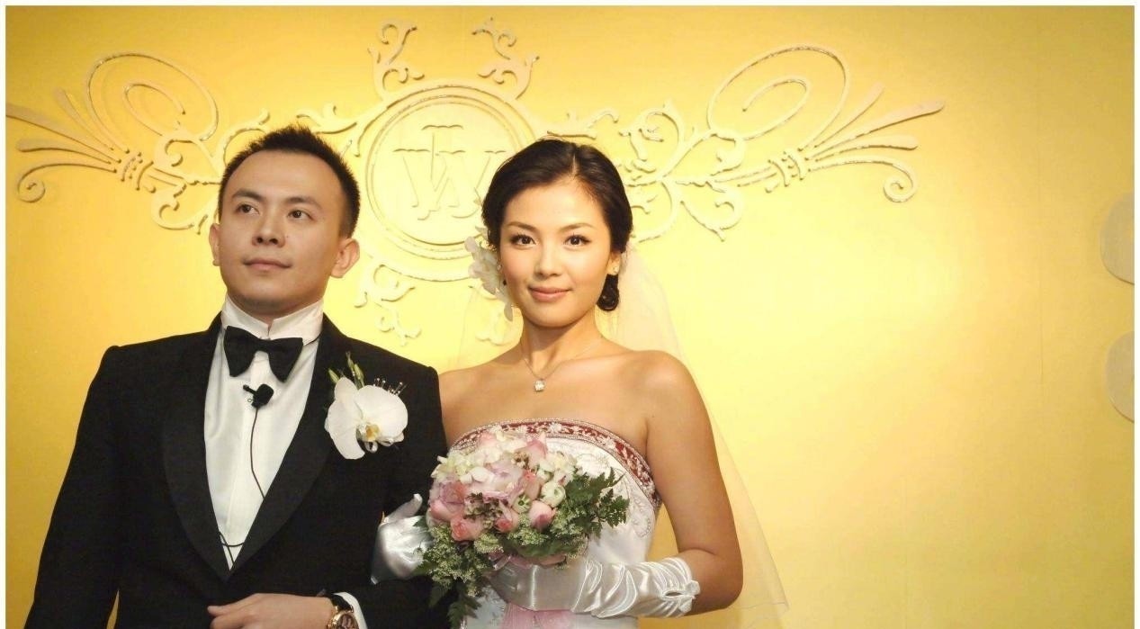 邱瑩瑩|楊紫、蔣欣高度還原《歡樂頌》, 而她無戲可演, 就因為說了那句話