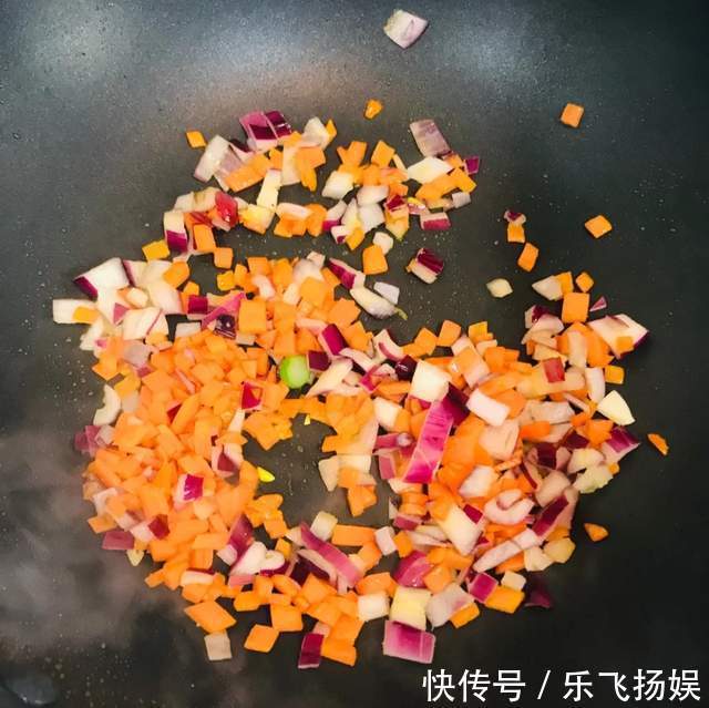 史上最好吃的美味蛋炒饭,粒粒分明,营养又美味,连吃三碗都不够