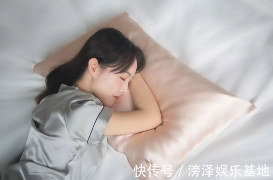 周大姐|吃1口等于9个西红柿,更年期女人不妨多吃,不怕变成“黄脸婆”