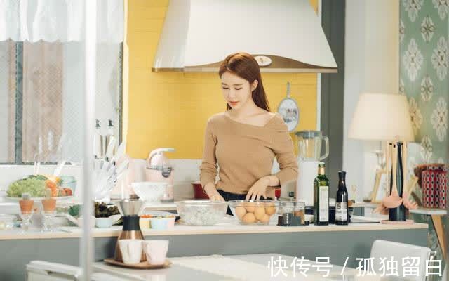 懂得|为什么有些女人到了中年,会越来越好看?原因有3个