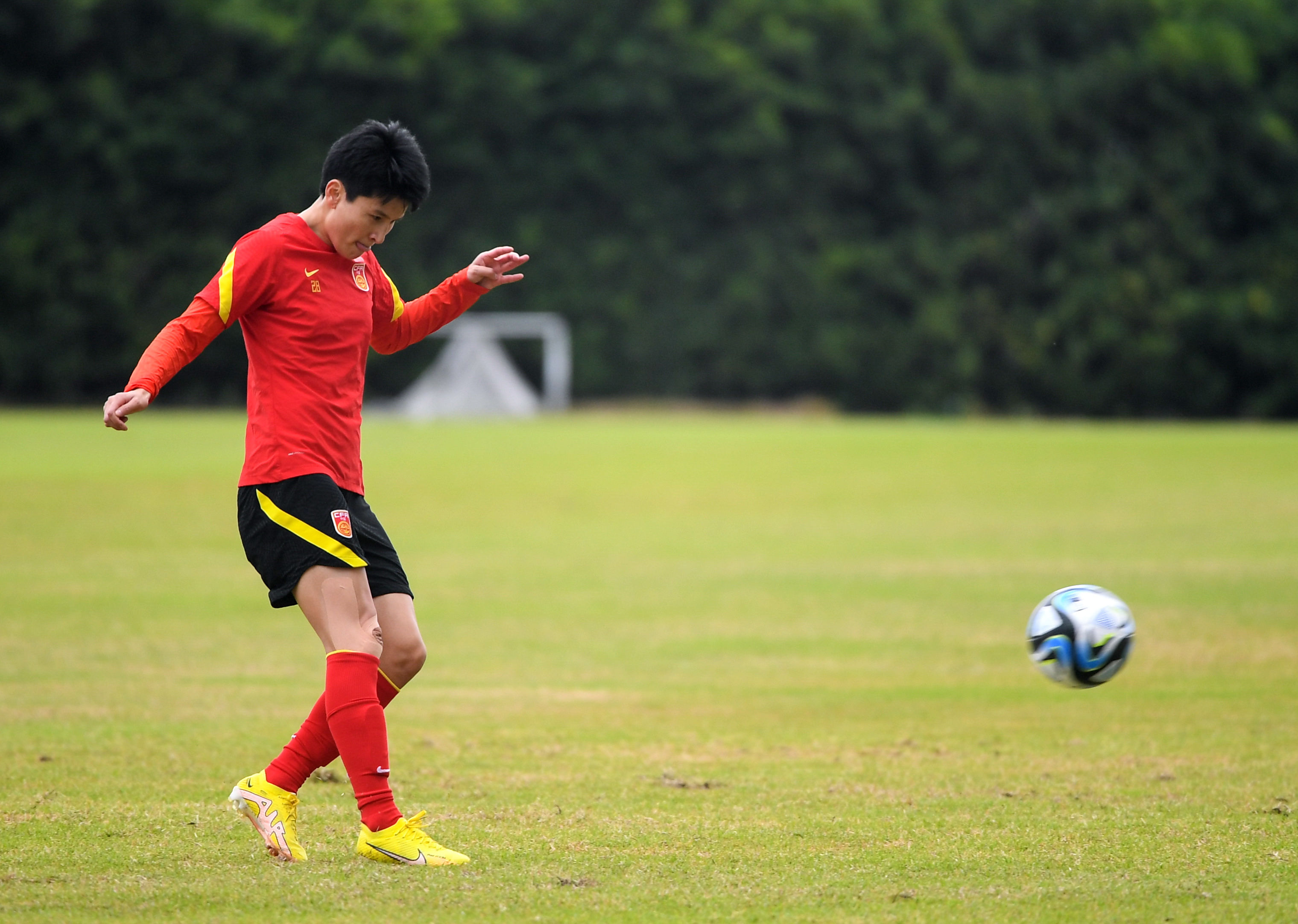 足球——中国女足广州集训备战