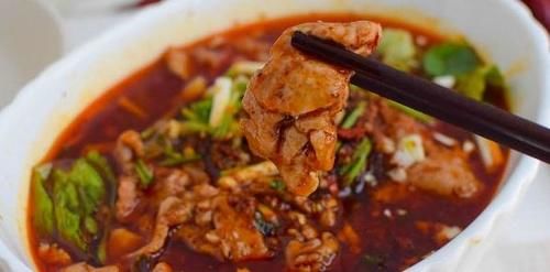 每次做都是超大盘子的抢手菜，香辣开胃特解馋，上桌很快就光盘！