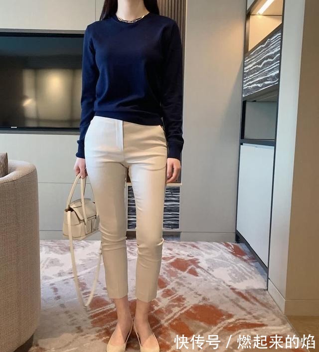 百搭|绝对不能少的一件单品~通勤百搭时尚休闲白色裤子~