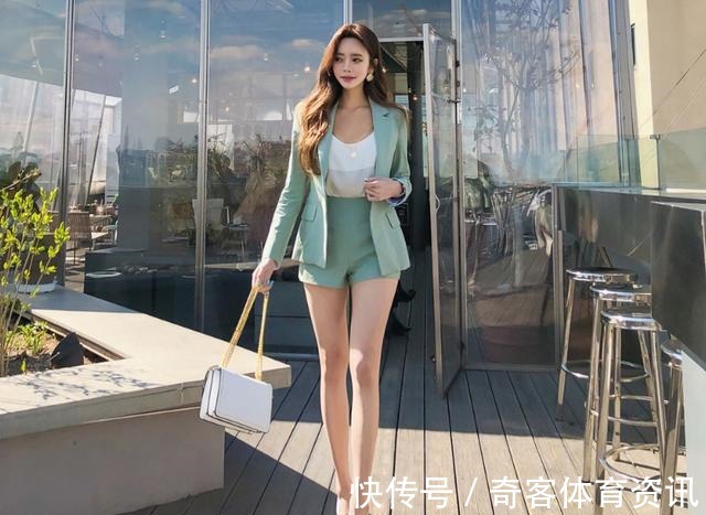 西装短裤|大胯美女穿西装短裤,让你穿出不一样的酷感!