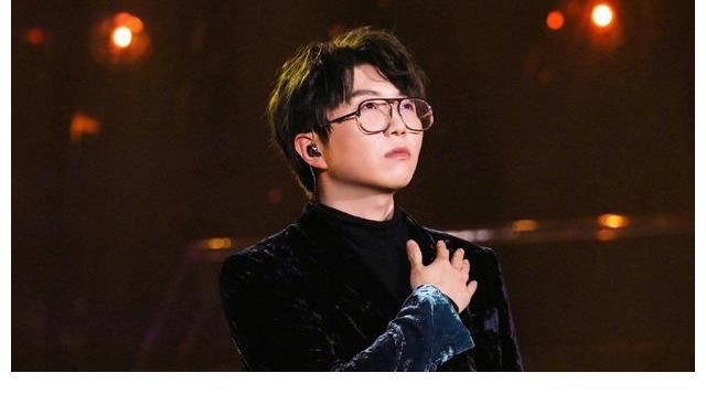 孟子坤|“音坛才子”毛不易：因《消愁》逆袭，被华晨宇否认，薛之谦力挺