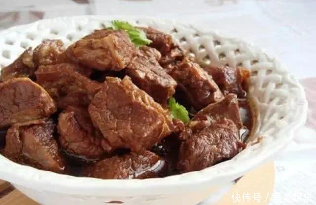 牛肉怎么炖才软烂?大厨教你多加一点“它”牛肉软烂香浓