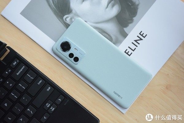 原神|3699元，小米12和realme GT2 Pro该选谁？明白人都这么选！