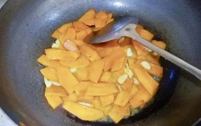 女人|女人想要瘦成猴，晚餐记得要吃他，即使你每天吃再多，也有小蛮腰