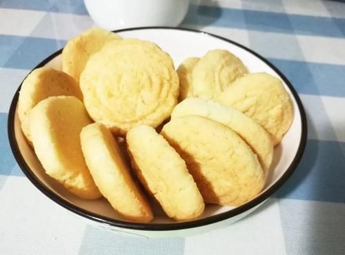 酥脆|孩子爱吃的零食，酥脆曲奇饼干，不需要什么技术，简单一拌就好！