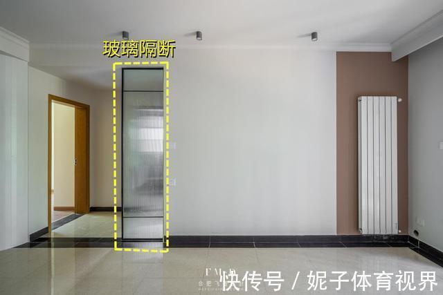 玻璃隔断|户型问题:卫生间门正对玄关客厅,简单点,3套方案不砸墙不移门