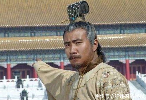 免死|皇帝要处死大臣，大臣：我有免死金牌，皇帝：你看反面写了啥