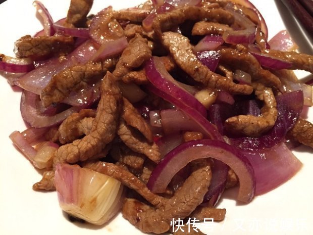 蜂蜜|洋葱和它是天生的“死对头”,不能一起食用,早知早受益