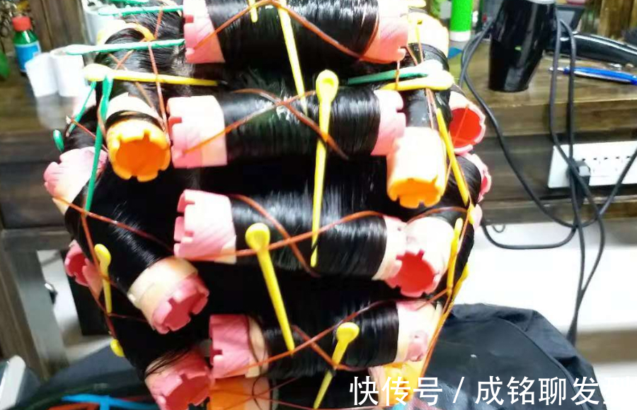 烫头发 烫头发有什么危害?这四个细节了解一下,让你烫发再无后顾之忧