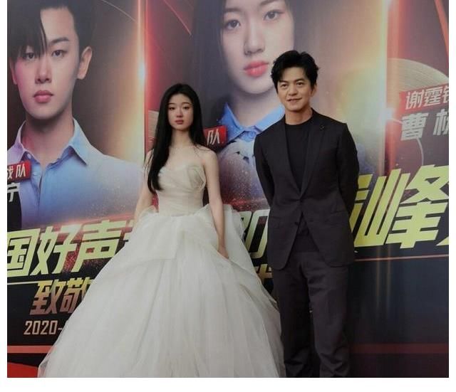 7月說唱，8月爆裂舞臺(tái)，9月我們的歌，單依純的音樂路不一般