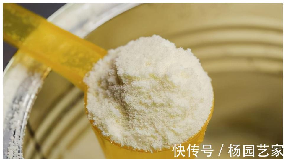 营养|产后“姨妈”光顾,母乳就没营养了?产后什么时候恢复月经算正常