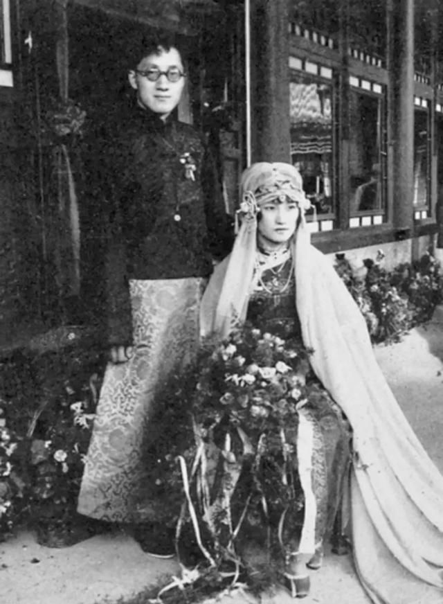 旧照&陆小曼旧照欣赏,看了一遍又一遍,再也没有这样的美女了