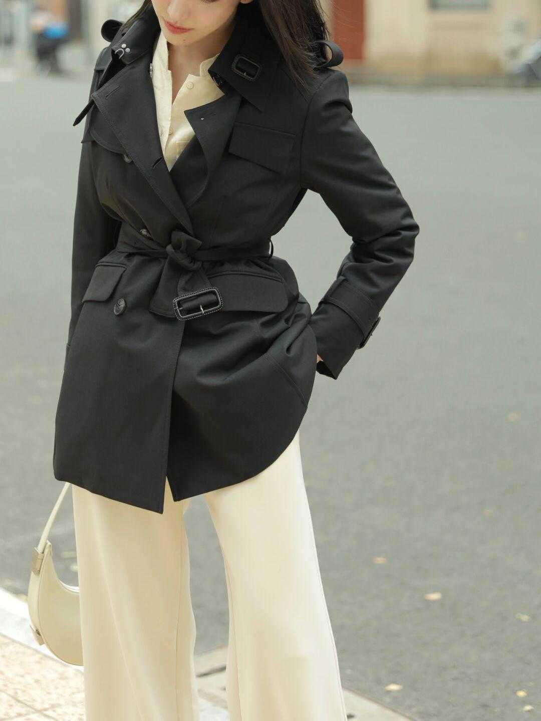 博主|大衣穿不出女人味不要怕,入手这款收腰款大衣,上身秒有小蛮腰