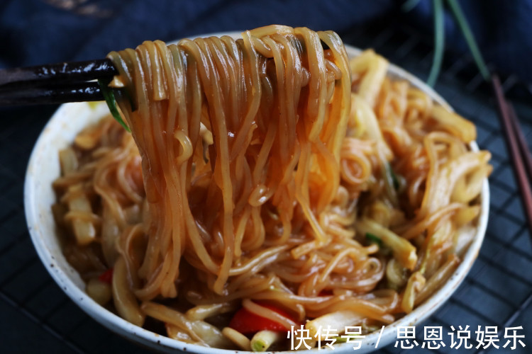白菜最好吃的做法,不用炖不用煮,2块钱做一大锅,滋补又暖胃!