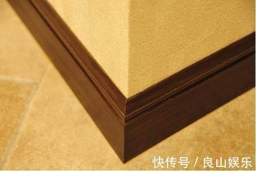 木条|踢脚线已经慢慢被淘汰了,聪明人都是装这种,好看又省钱