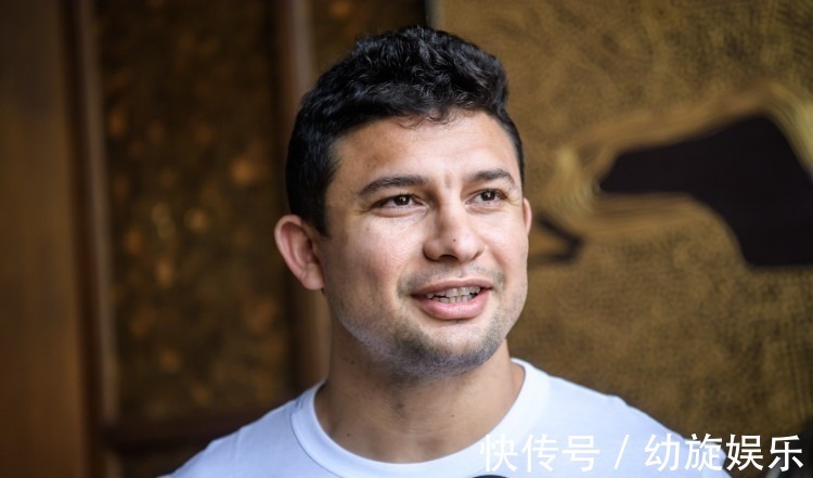 停职|国足4消息,李铁让人敬佩,谢晖停职球队遭惨败,艾克森谈12强赛