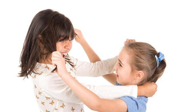 幼儿园|资深幼儿园老师:容易被小朋友欺负的娃,大多来自3类家庭