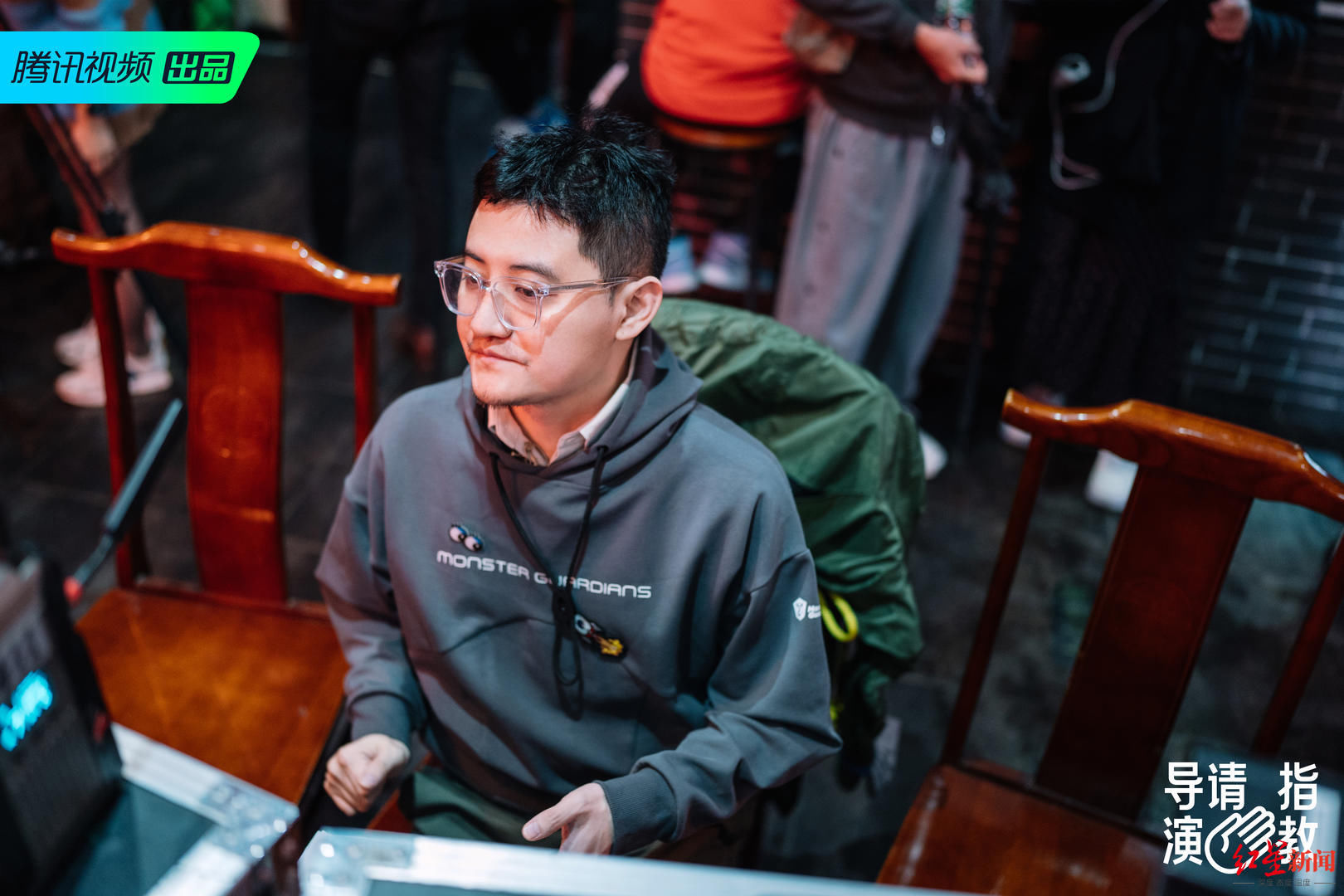 李誠儒掏腰包、陳祉希遞資源，錢寧黃：“社恐導(dǎo)演”的逆襲