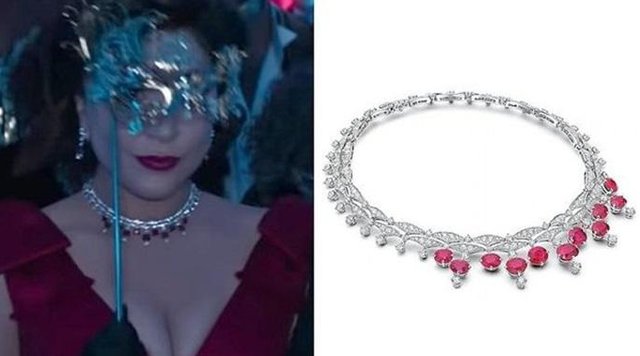 lLady Gaga佩戴宝格丽臻品珠宝参与电影“古驰之家”的拍摄