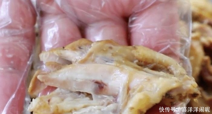 多父母|分享一款雪梨焖鸡汤,甜鲜好吃,营养丰富,孩子爱喝的美味汤羹