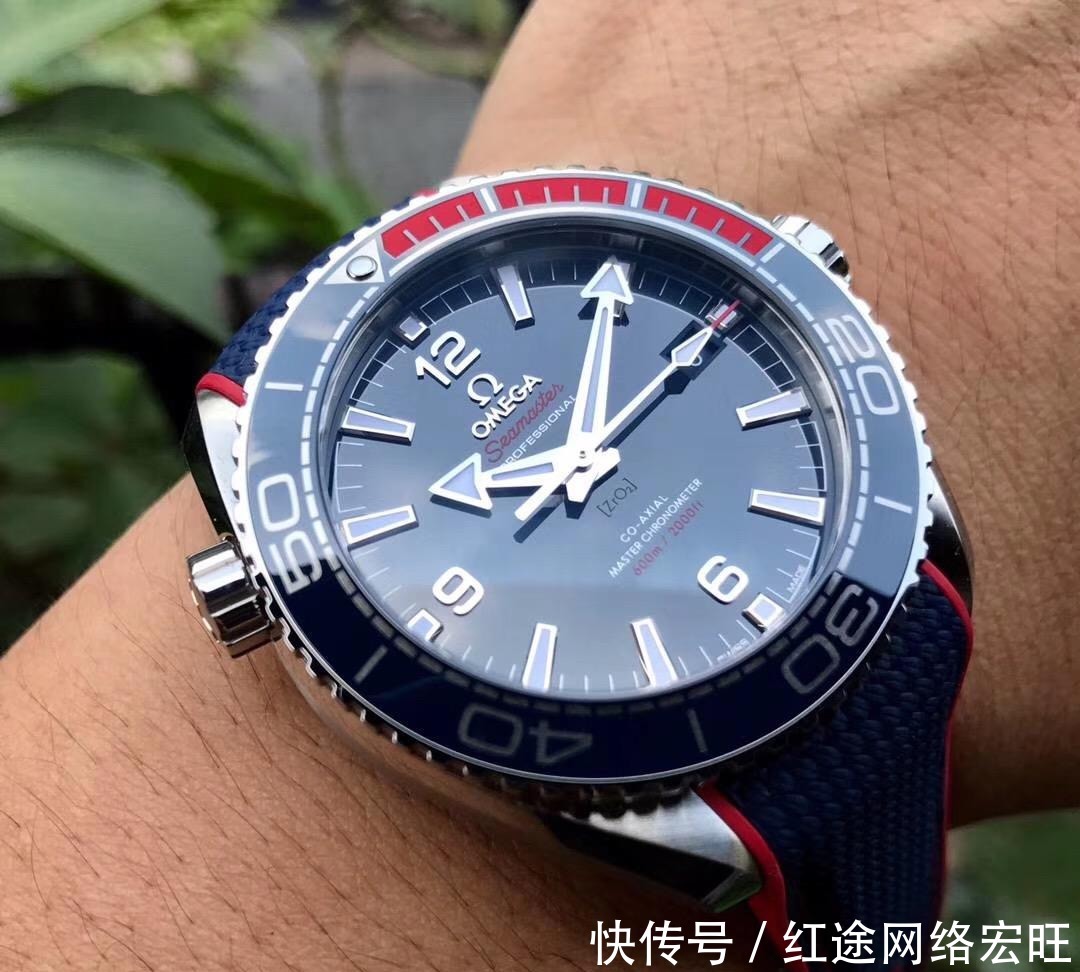 欧米茄已经烂大街!这几款复刻级表款你不得不看