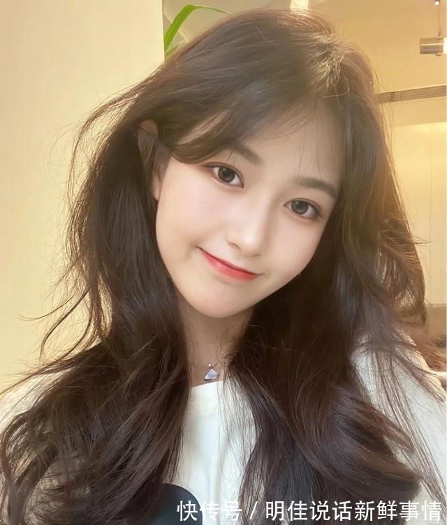 姐妹 女生发型红黑榜!这些发型不要留,又土又显老!