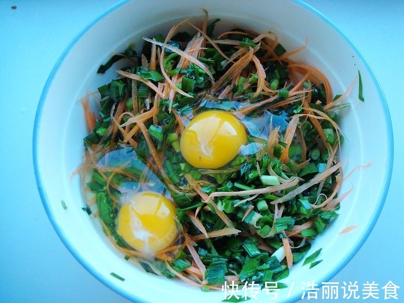 冬天就要这样吃韭菜,营养不流失,韭香鲜嫩,几分钟就可做早餐