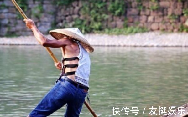 上联@千古绝对!船夫给乾隆、纪晓岚出一上联,两人对不出,才子来对?