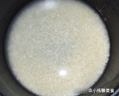 调料品|煮米饭光加清水还不够！再加这2样，米饭香软分明老少都爱吃