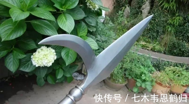 烟袋|中国古代十五种奇门兵器, 不信你全都知道!