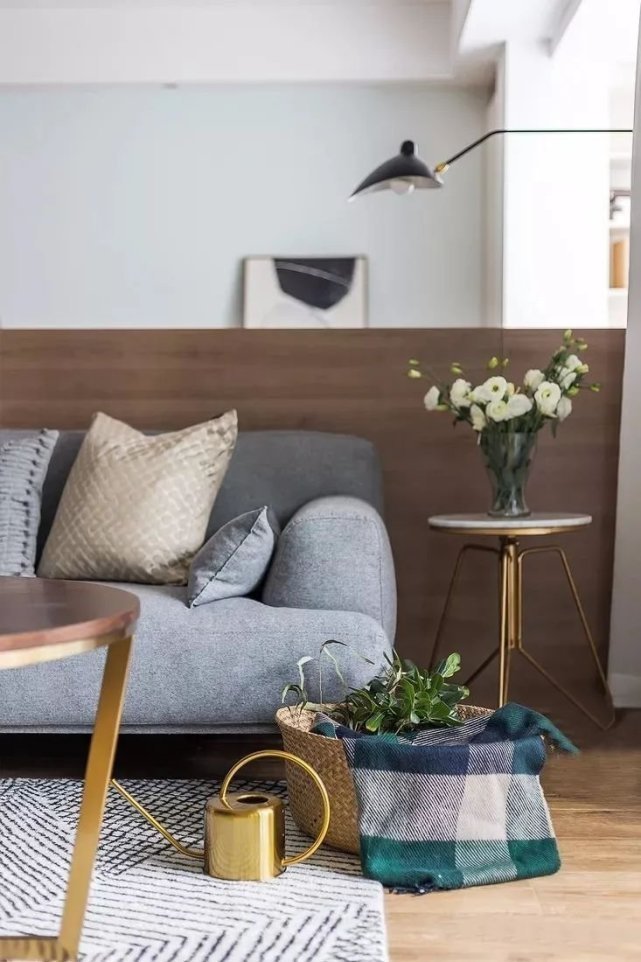 书桌|128㎡北欧四居室,横厅布局,你以为中间是隔断,结果是书桌