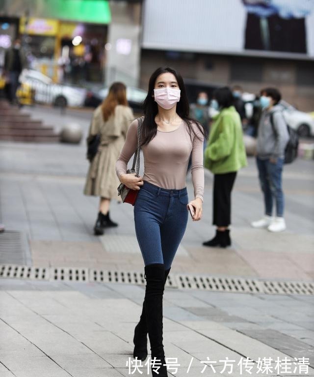小姐姐|秋季如何保暖？小姐姐的教科书式穿搭，让你轻松拥有整个秋天