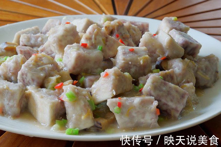芋头这样做,酥香软糯又不腻,好吃的停不下来,我家早餐常吃它
