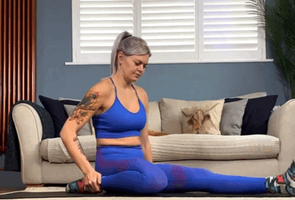 动作|瑜伽轮式推不起来,与身体这个部位有关,90%的人都不知道