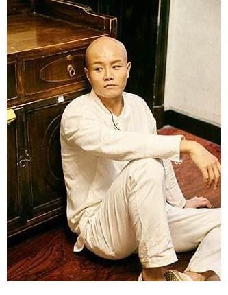 乐嘉在网易视频玩起读心术,穿着黄色袈裟的光头佬还能东山再起吗