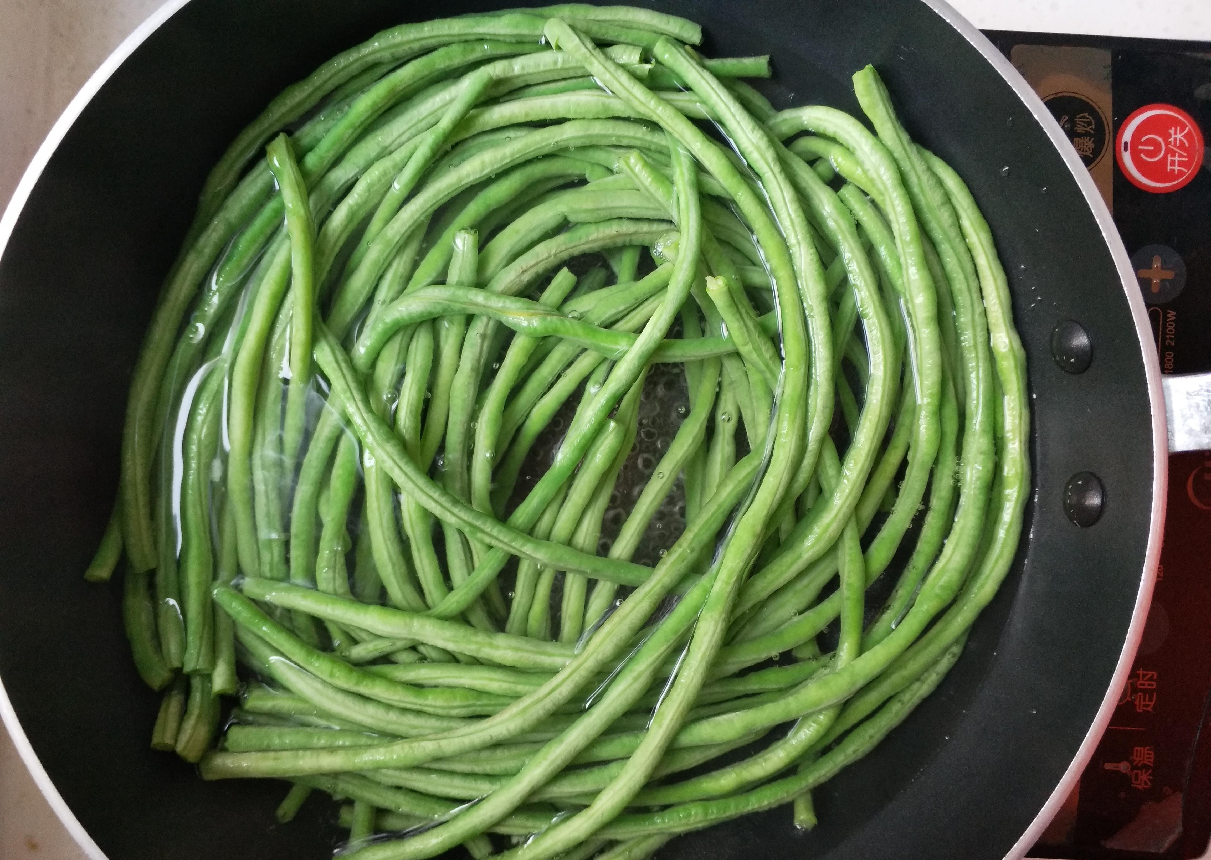 真好吃|它被称为“天然消炎菜”,做馅蒸包子真好吃,做一次吃一周