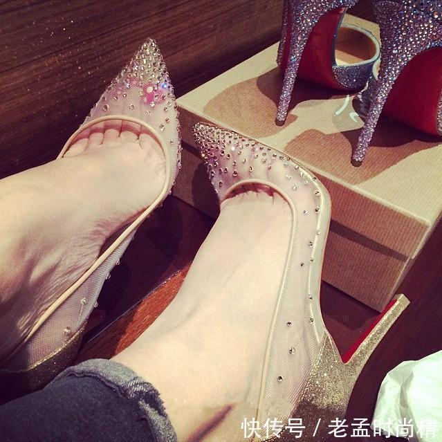 细跟鞋|网纱尖头高跟鞋，特别完美，穿上后给人一种端庄优雅的形象
