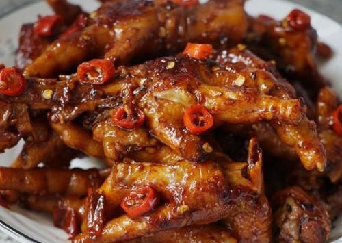 又香又辣太过瘾的开胃菜，好吃到汤汁不剩，学会再也不用点外卖！