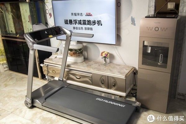 华为|凭什么只有高铁有磁悬浮,这款跑步机也要:荣耀亲选立久佳磁悬浮跑步机