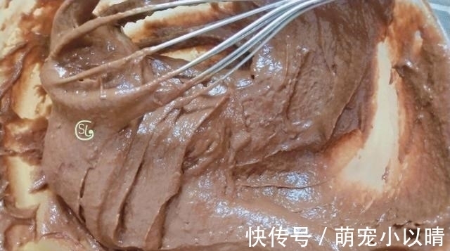 爱吃蛋糕，要学会这个懒人做法，搅一搅就可以，暄软又香甜，好吃